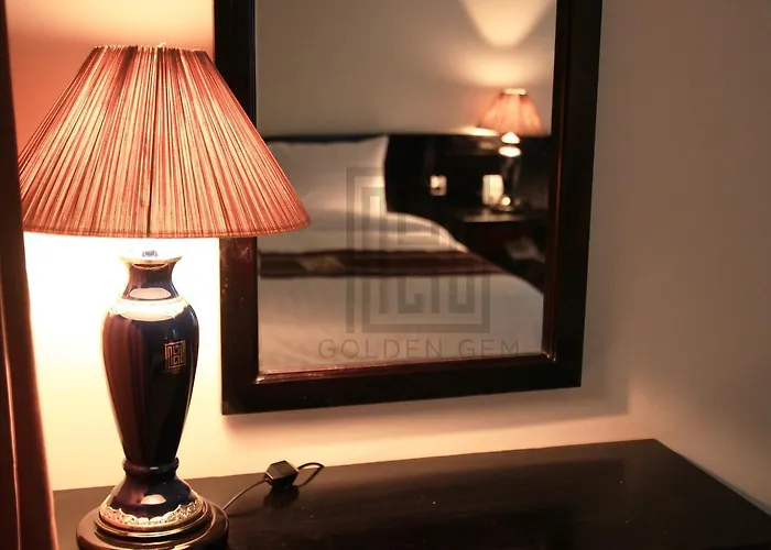 Hotel Golden Gem Tuan Chau 2*