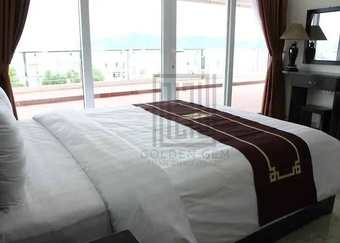 Golden Gem Tuan Chau 2* Hạ Long